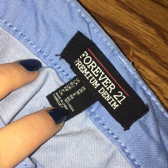 Jeans - Picture 2 of 3